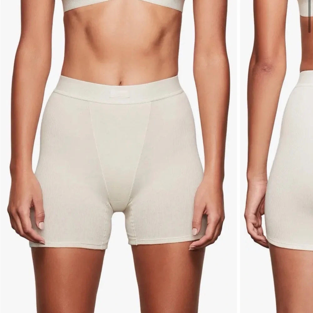 SKIMS Cream Cotton Ribbed Boxer - Picture 1 of 4